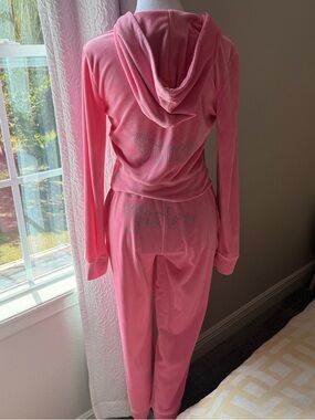 Juicy couture forever 21 velour tracksuit fuchsia